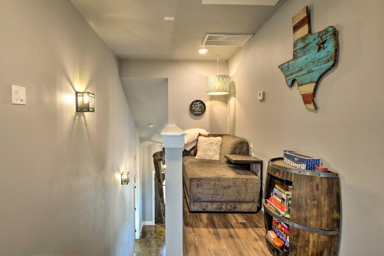 Granbury Home With Hot Tub And Furnished Patio! Bagian luar foto